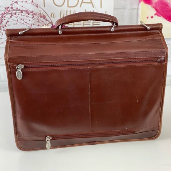 McKlein Vintage Leather Messenger/Laptop Computer Bag - Picture 2 of 15